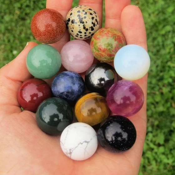 gemstone-balls-spheres-2.webp