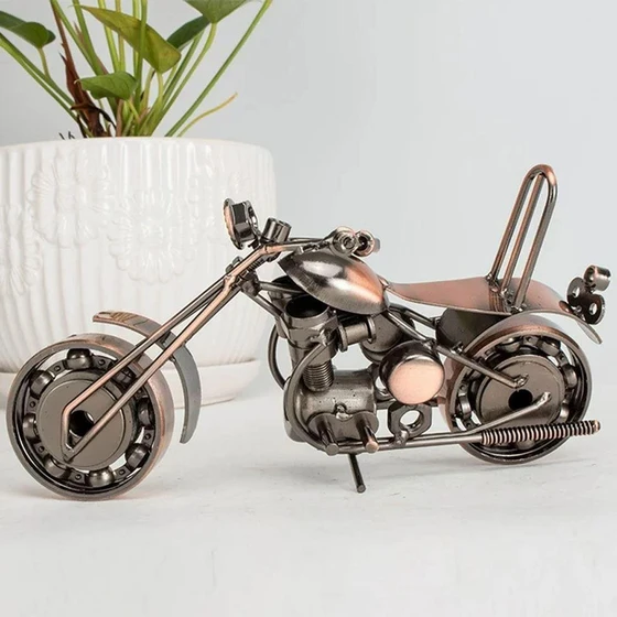 retro-motorcycle-home-decor-2.webp