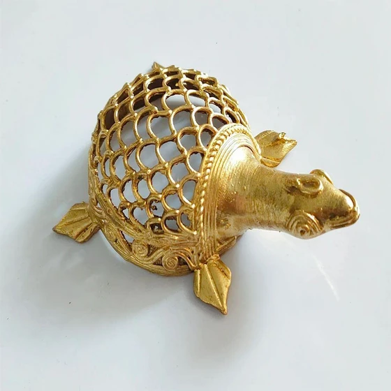 tortoise-beautiful-handicraft-2.webp