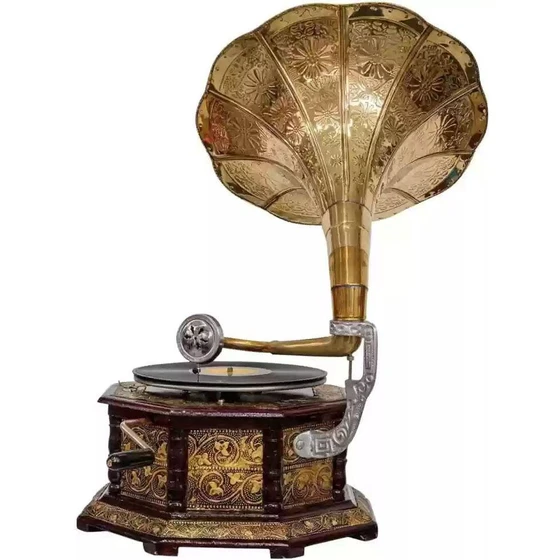 brass-antique-gramophones-2.webp