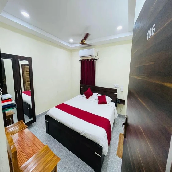 non-ac-room-service-2.webp