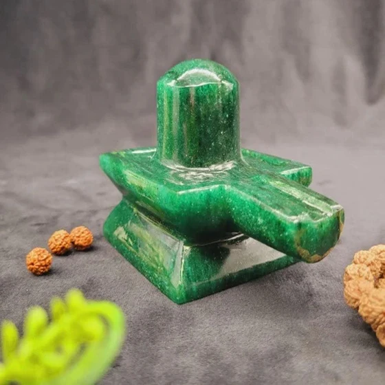 jade-green-shivling-2.webp