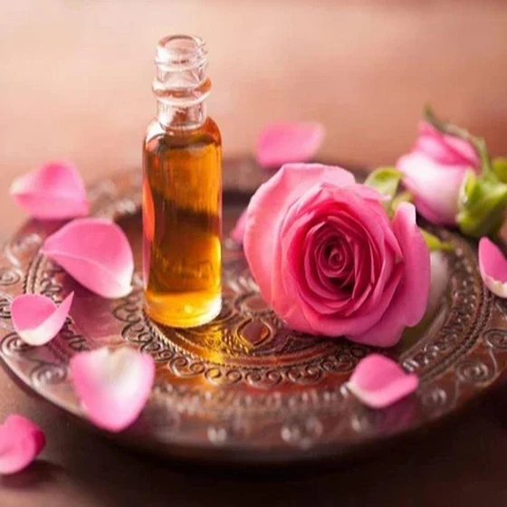 aroma-rose-oil-2.webp