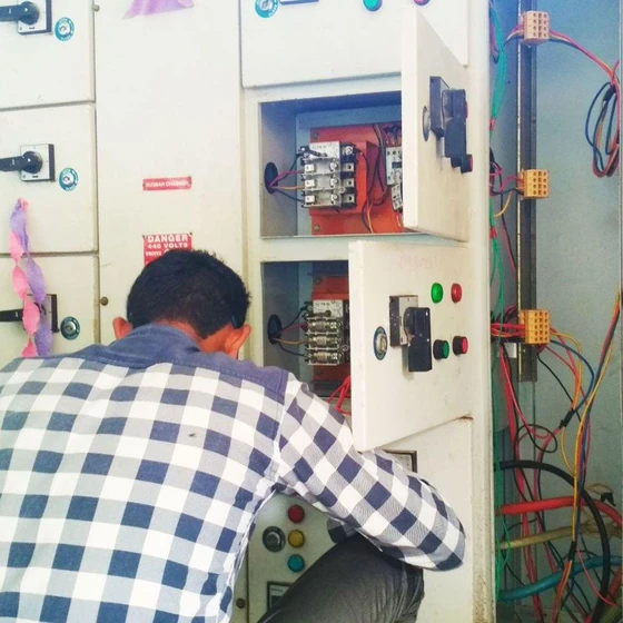 lt-panel-work-1.webp