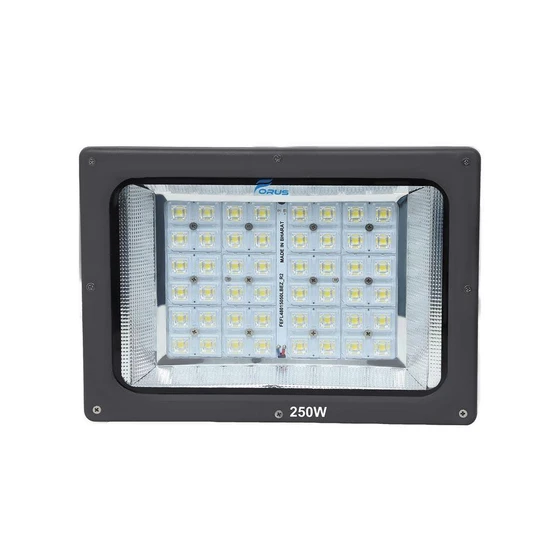 led-light-flood-2.webp