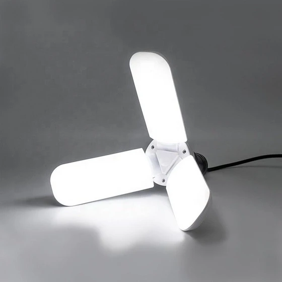 led-fan-light-2.webp
