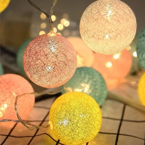 ball-string-lights-2.webp