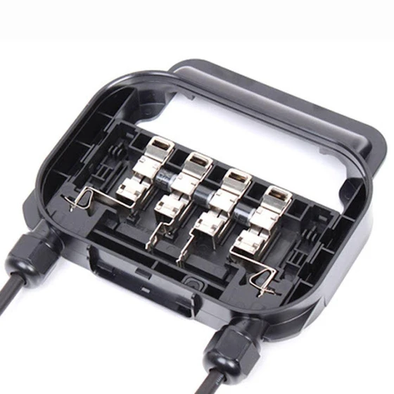 solar-junction-box-2.webp
