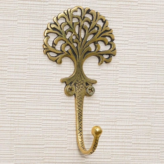 brass-hanging-hooks-2.webp