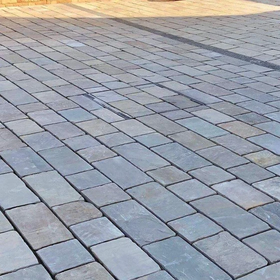 laying-cobble-stone-2.webp