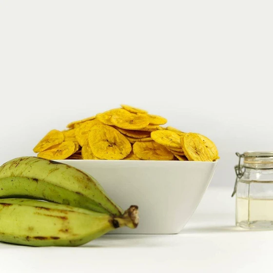 yellow-banana-chips-2.webp