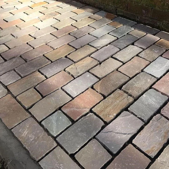 layings-stones-cobble-2.webp