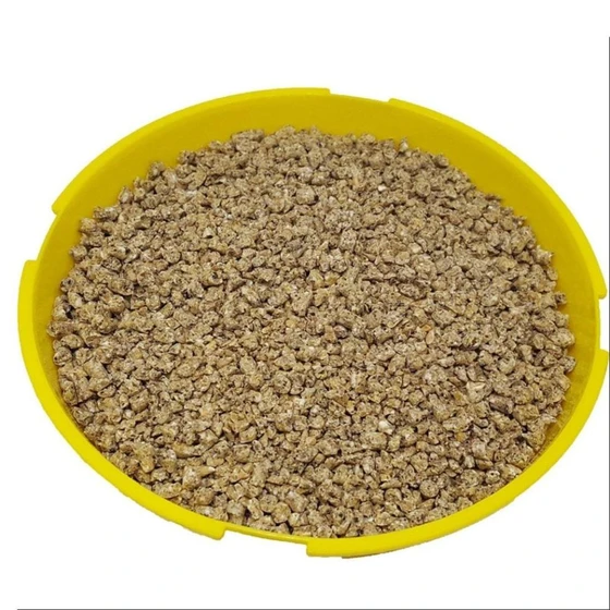 starter-broiler-concentrate-feed-2.webp