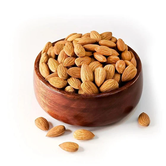 almond-light-brown-nuts-2.webp