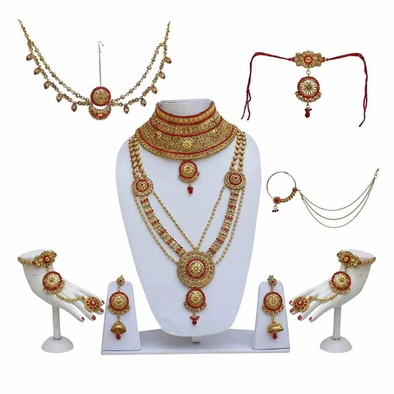 gold-bridal-jewellery-set-2.webp