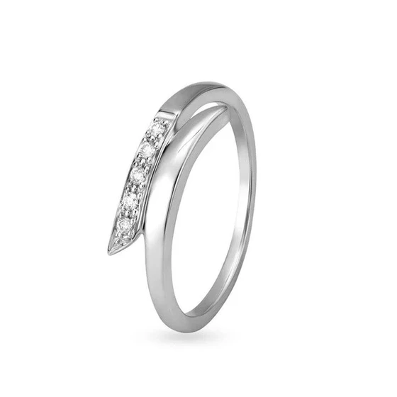 white-gold-rings-2.webp