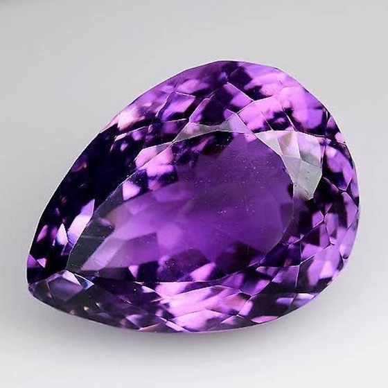 polished-amethyst-gemstone-2.webp