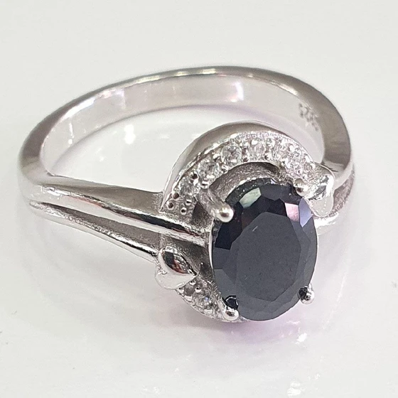 silver-stone-ring-2.webp