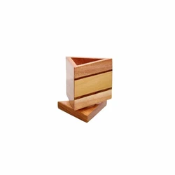 Wood pen stand