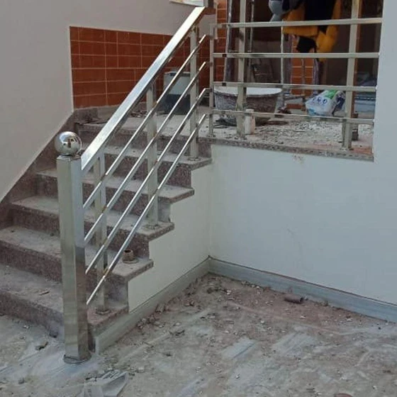 ss-staircase-railing-2.webp
