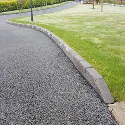 Kerb Red Pebbles