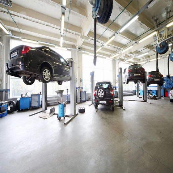 four-wheeler-car-repair-maintenance-2.webp