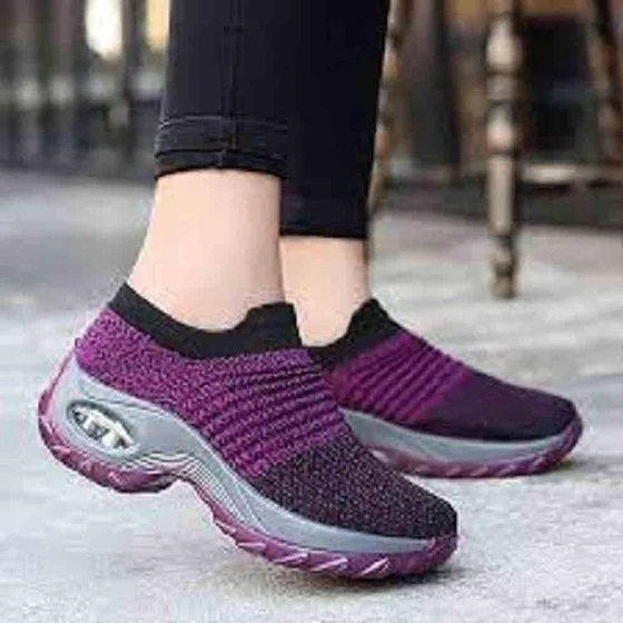 ladies-sneakers-without-laces.webp