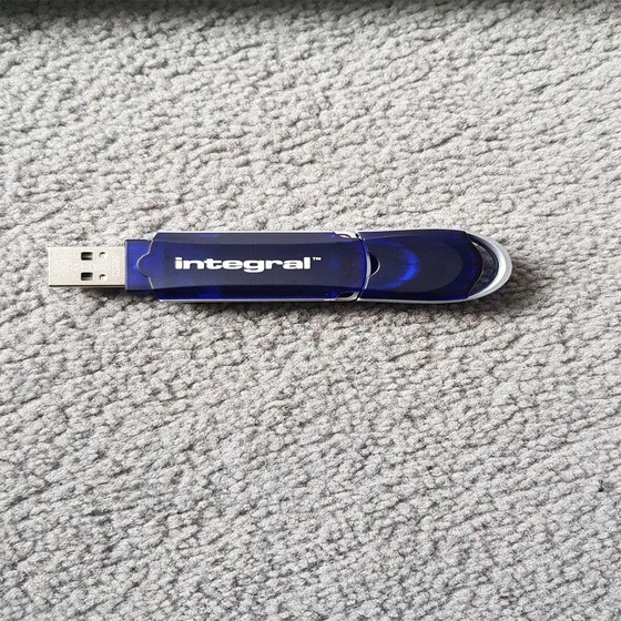 ps3-user-cheat-pendrive-2.webp