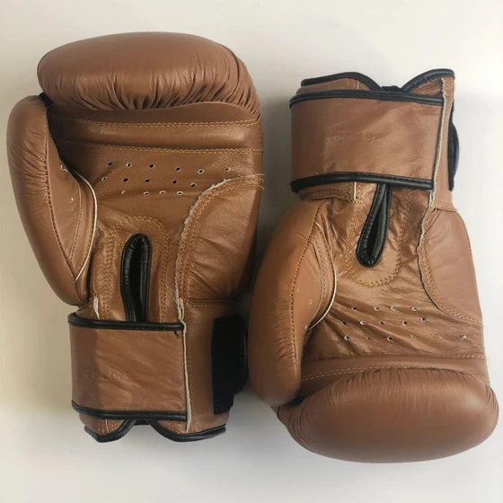 boxing-leather-gloves-1.webp