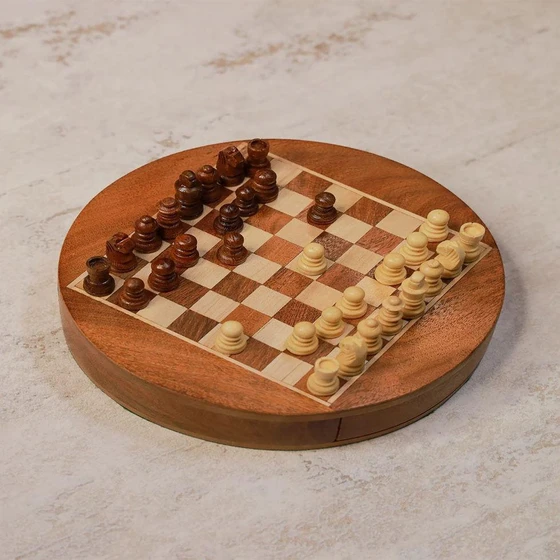 chess-travel-set-1.webp