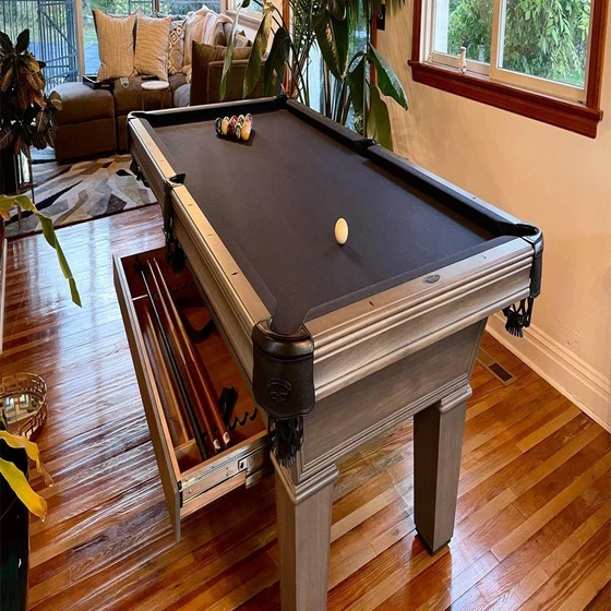 pool-wooden-tables-2.webp