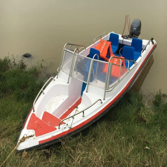 fiberglass-speed-boat-2.webp