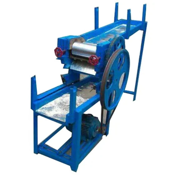 making-noodles-machine-2.webp