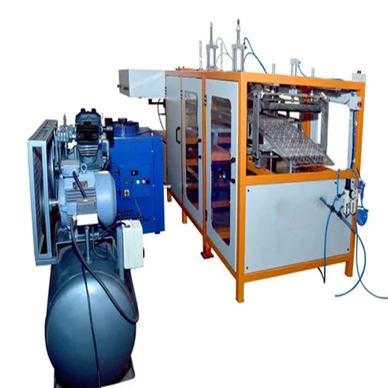 vacuum-forming-machine-2.webp