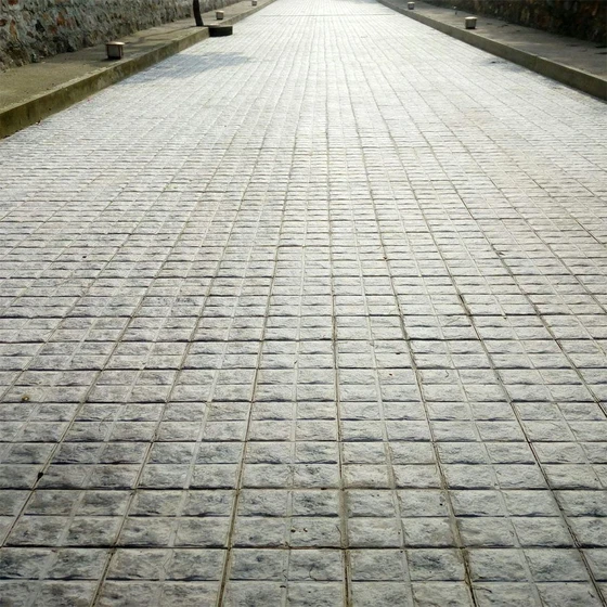 outdoor-multicolor-cobble-2.webp