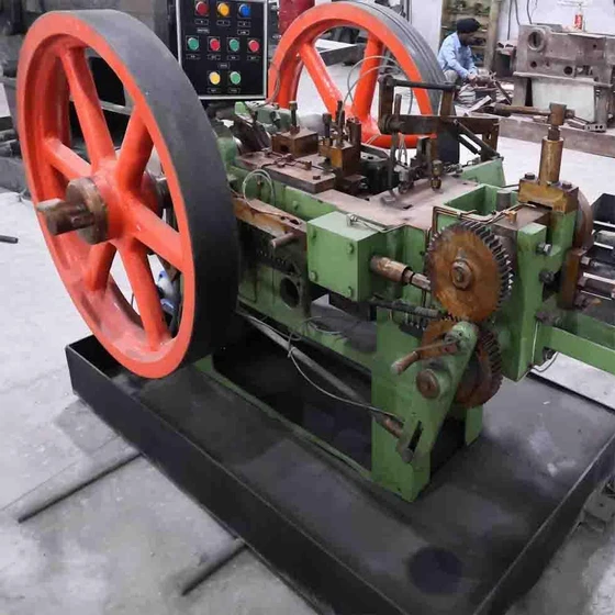 cold-heading-machine-2.webp