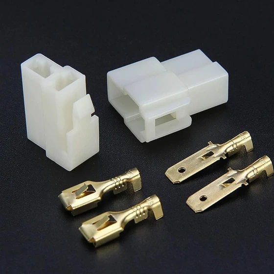 brass-automotive-connector-2.webp