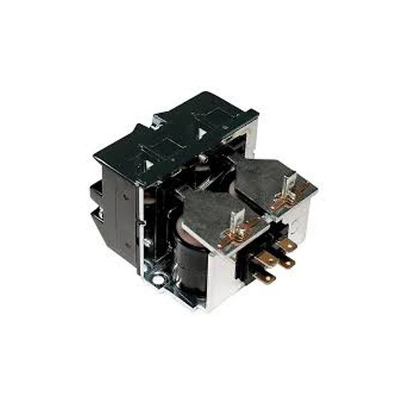 double-coils-reverse-contactor-2.webp