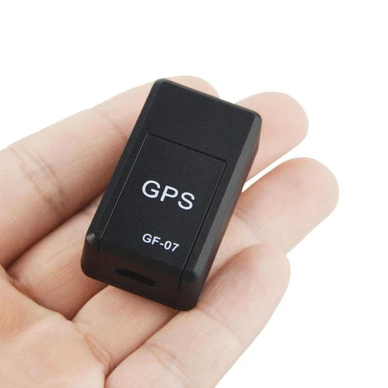 portable-gps-tracking-device-1.webp