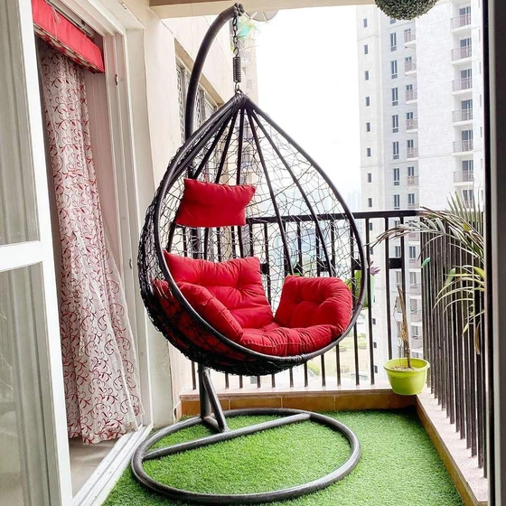 hanging-swing-chairs-2.webp