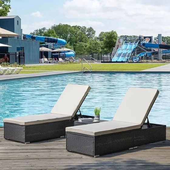 pool-lounge-chair-2.webp