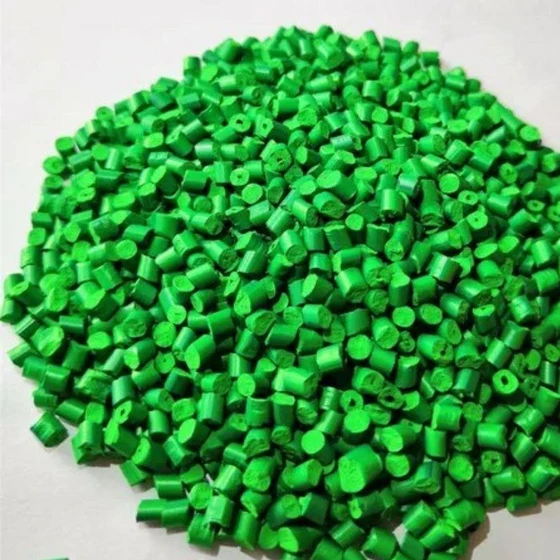 green-polycarbonate-granule-1.webp
