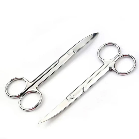 steel-eyebrows-scissors-2.webp
