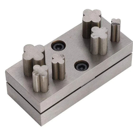 metal-punching-die-2.webp