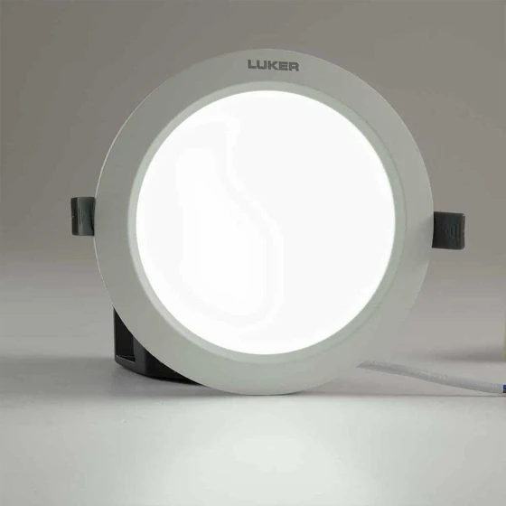 led-slim-panel-lights-2.webp