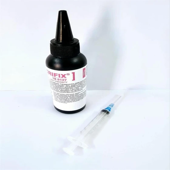 acrylic-transparent-glue-2.webp