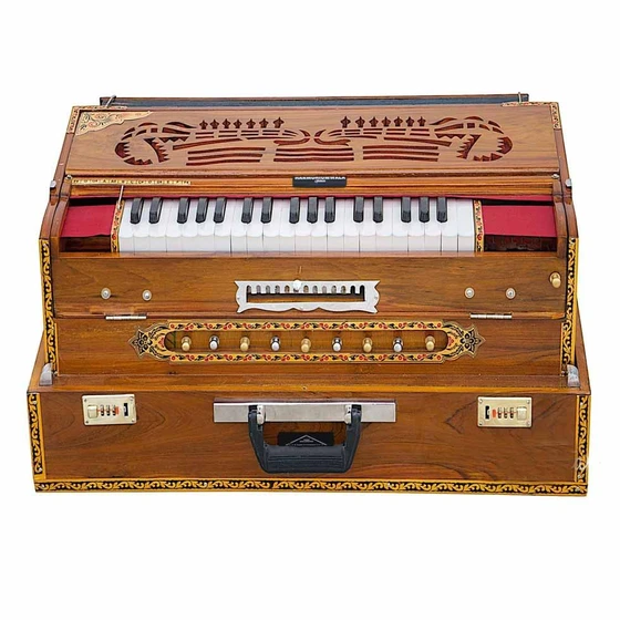 wooden-scale-changer-harmonium-2.webp