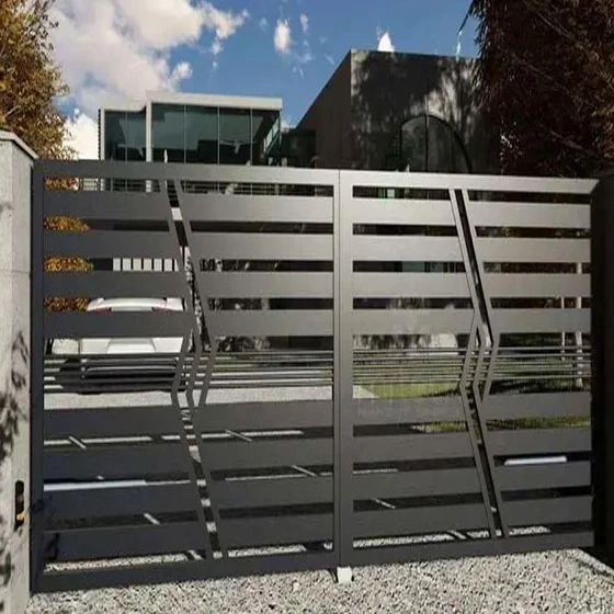 iron-sliding-gate-2.webp
