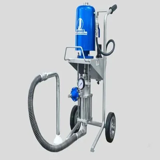 jaguar-machine-paint-sprayer-2.webp
