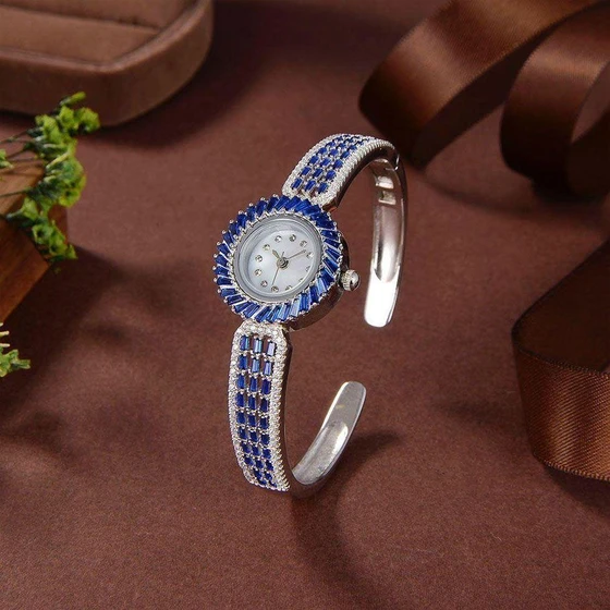 stylish-bracelet-wrist-watches-2.webp